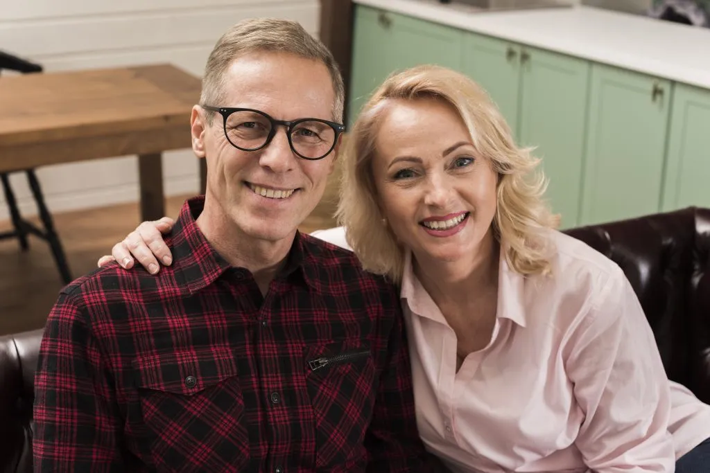 Happy couple showing Mindset change is possible